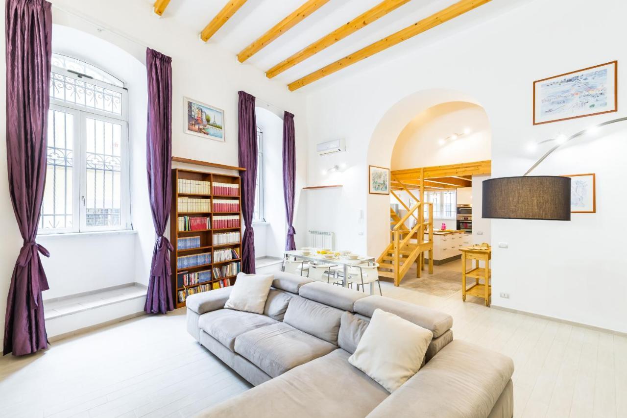 Ma Maison - Family Apartment At The Historical Center Nápoly Kültér fotó