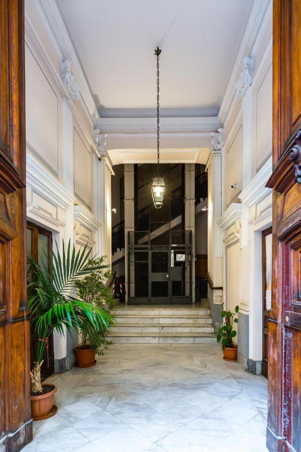 Ma Maison - Family Apartment At The Historical Center Nápoly Kültér fotó